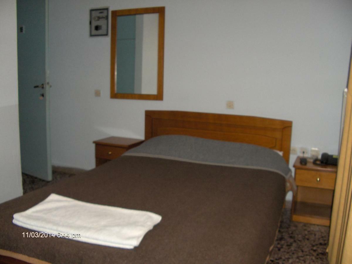 Savvas Hotel Agios Thomas  Kültér fotó